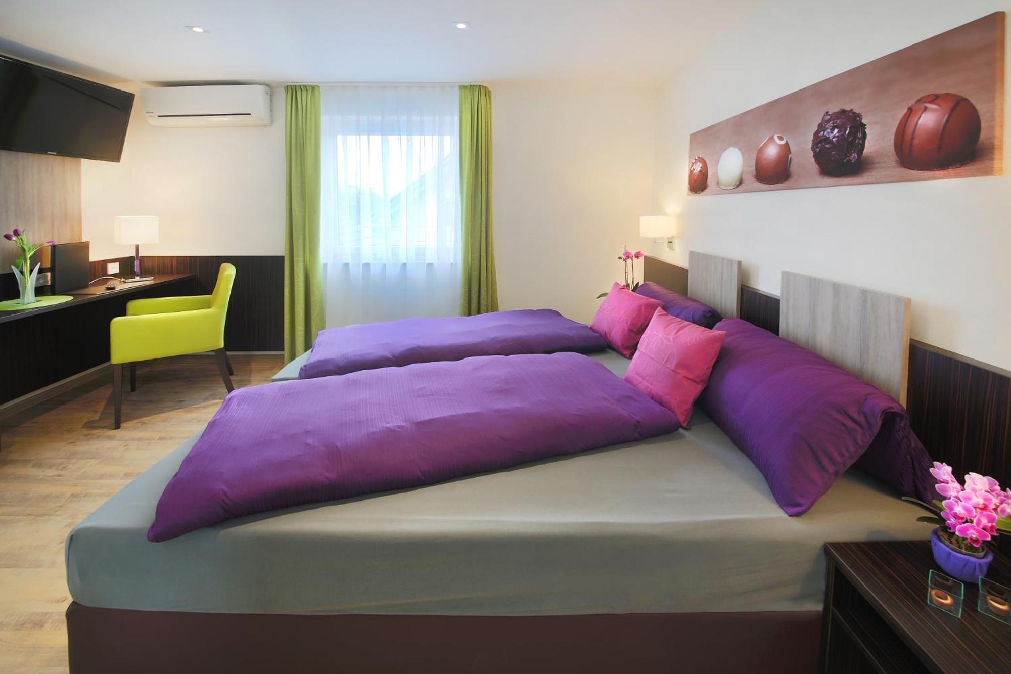 Hotel Gaestehaus Stock Zimmer Trueffeleckle Friedrichshafen Exterior photo